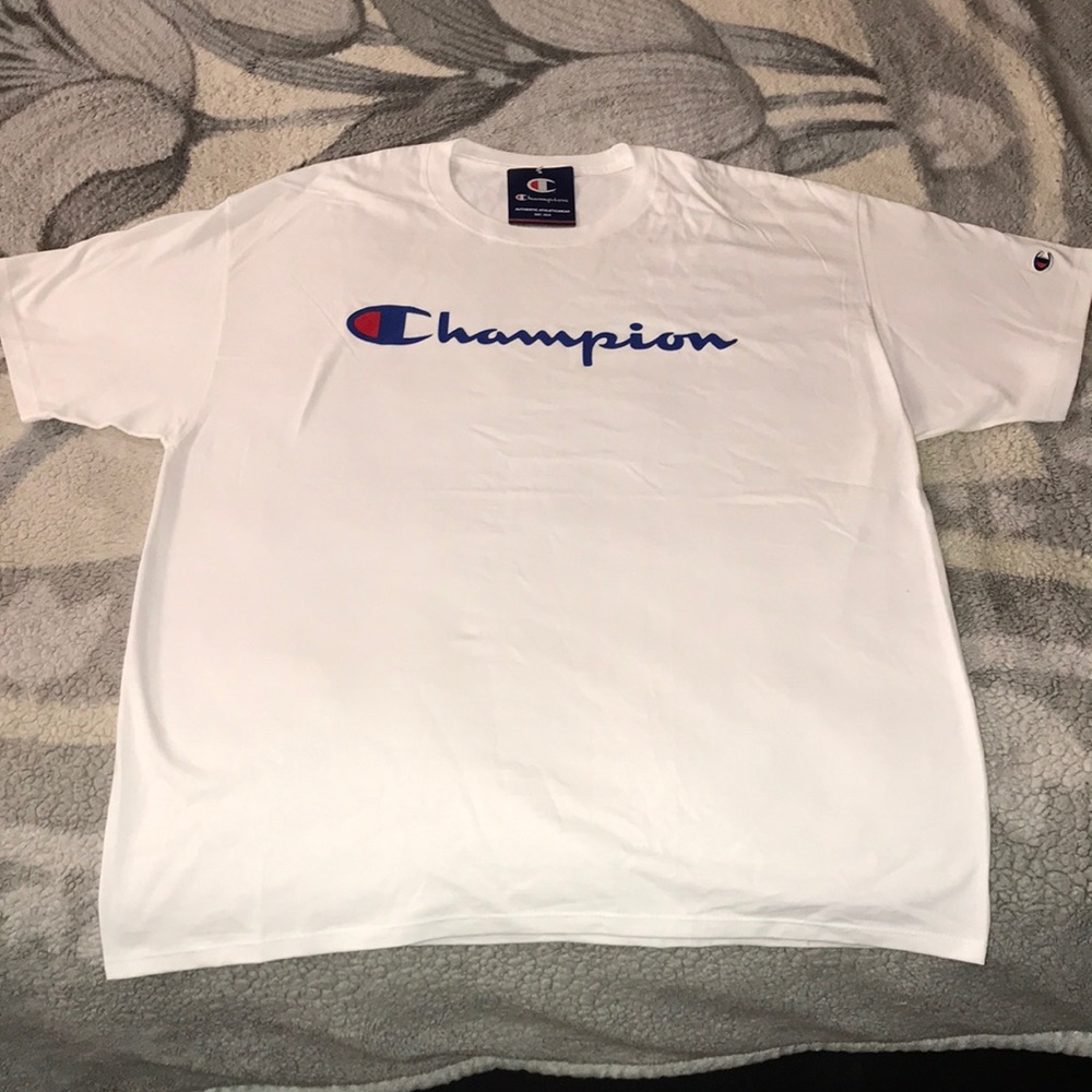 Champion Men’s Tee🆕